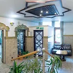 Wali's Hotel