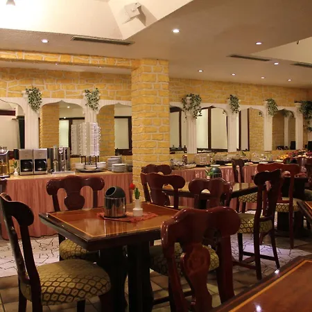 Hotel Wali's