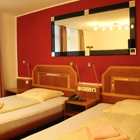 Hotel Wali's