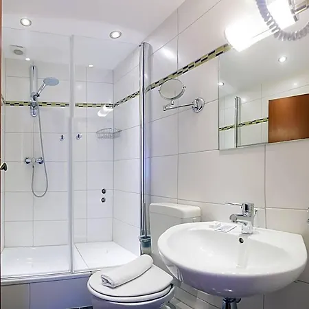 Wali's Otel 3*
