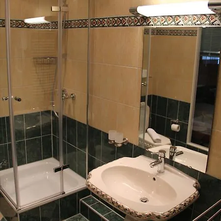Wali's 3* Bielefeld