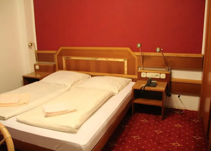 Hotel Wali's