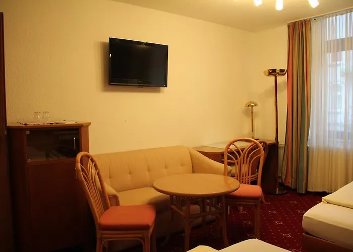 Wali's Hotel 3*